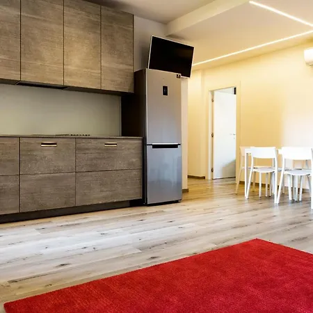 Roma Ariston 7 דירה